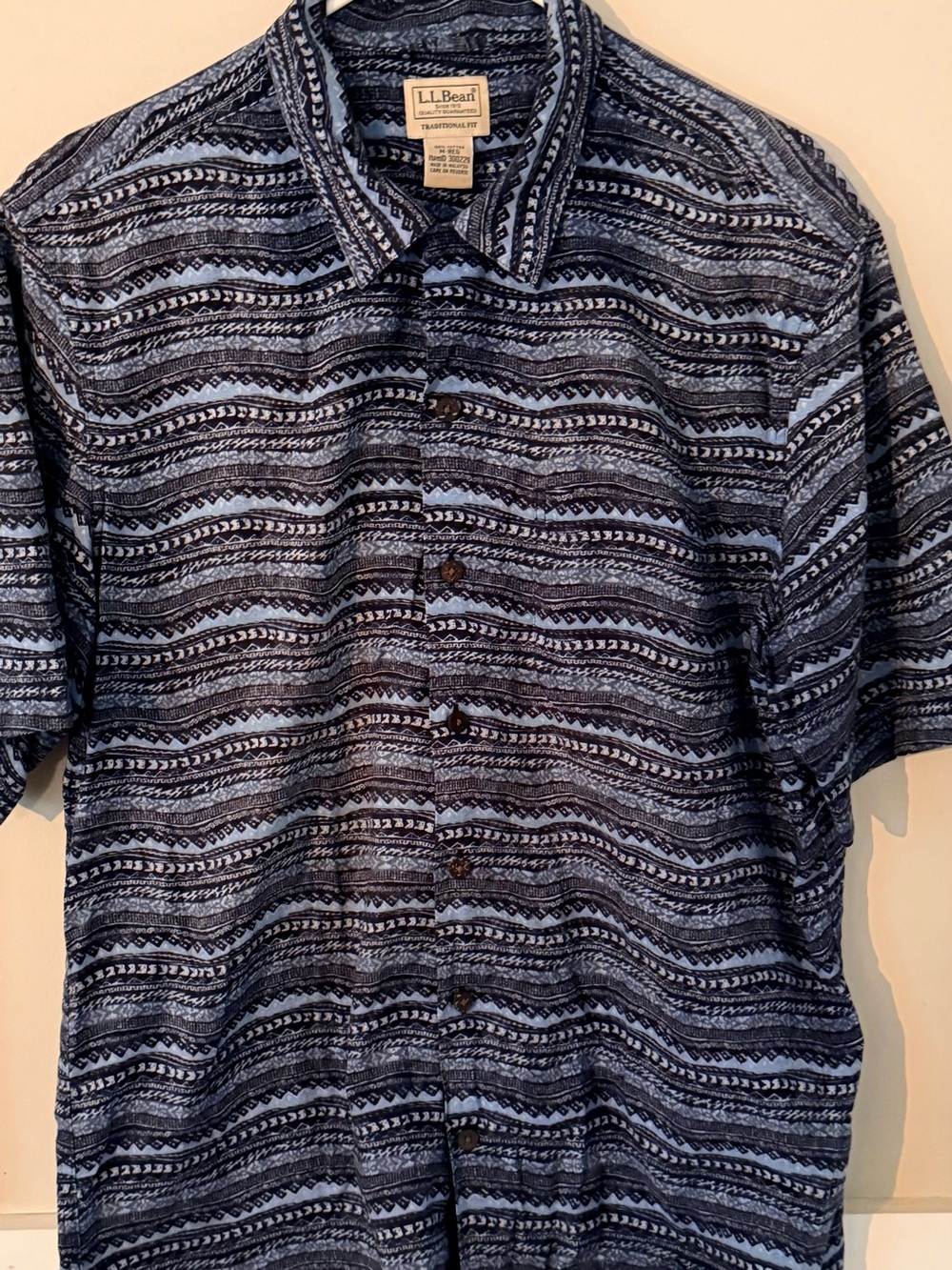 LL Bean Traditional Fit Multicolor‎ Men’s M Short Sleeve Button Down Shirt